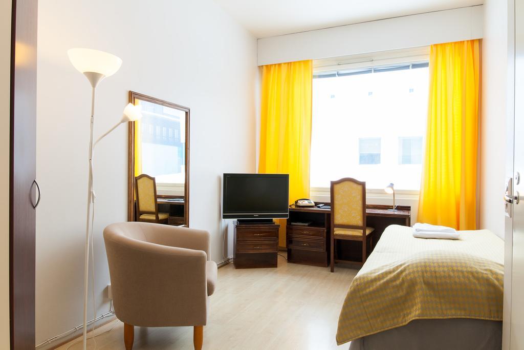 Hotel Aadankosio Joensuu Esterno foto