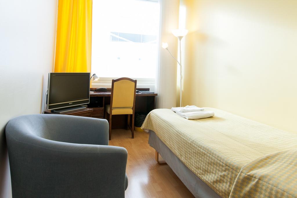 Hotel Aadankosio Joensuu Esterno foto